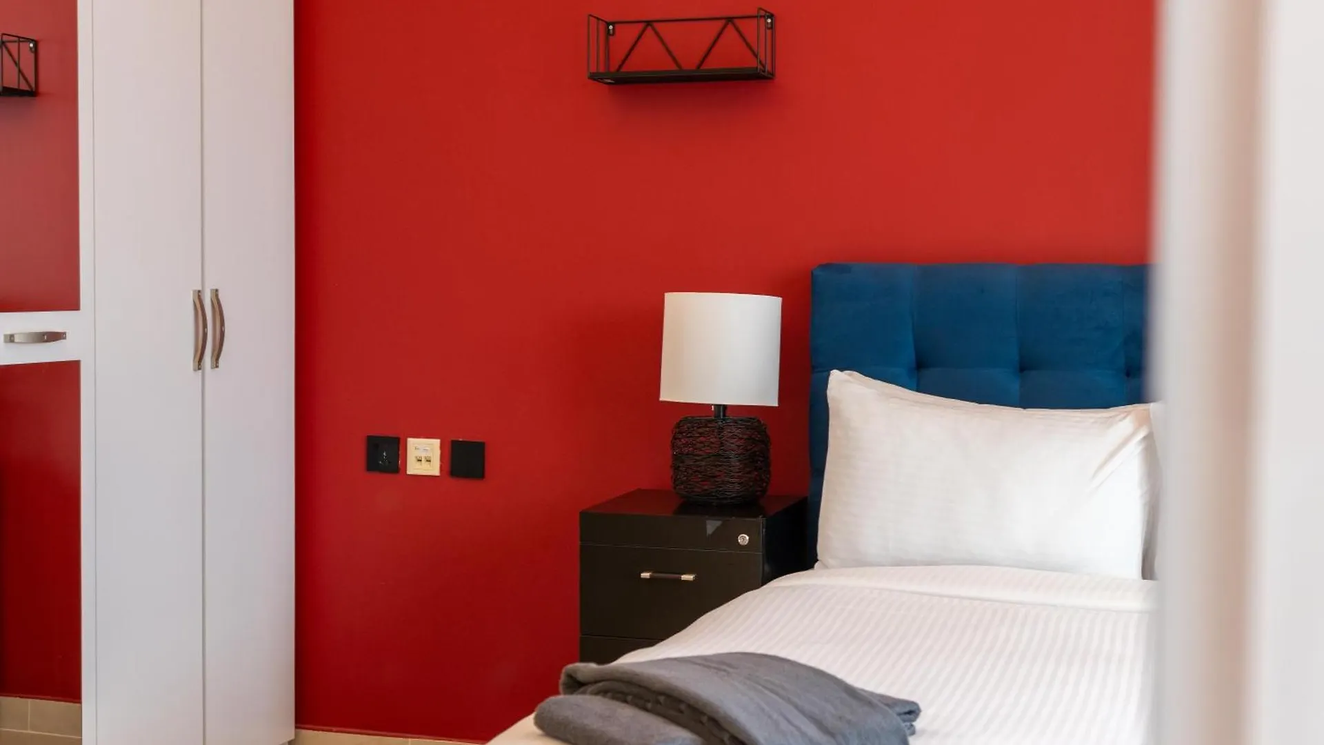 White Sage High Floor 1Br Metro Access Jlt Daire Dubai