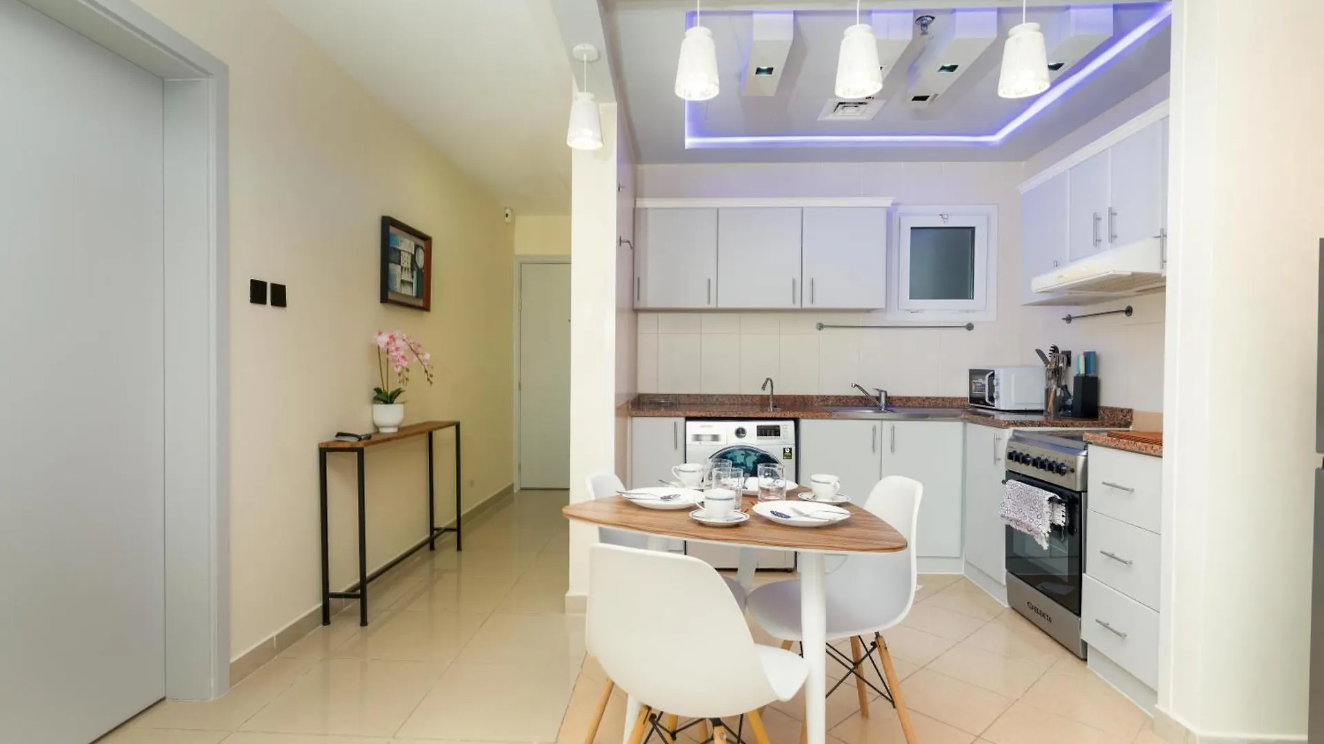 White Sage High Floor 1Br Metro Access Jlt Apartment Dubai United Arab Emirates