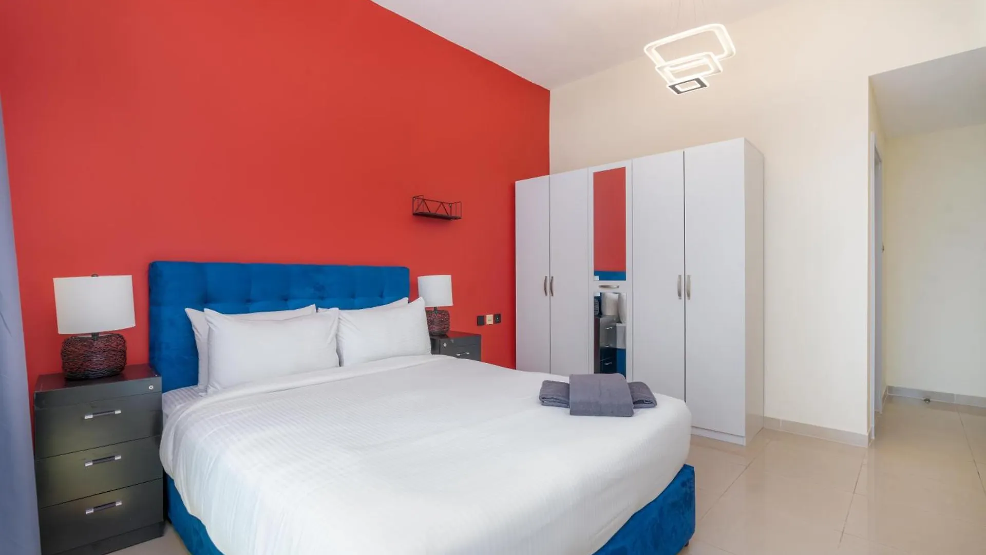 White Sage High Floor 1Br Metro Access Jlt Apartment Dubai United Arab Emirates